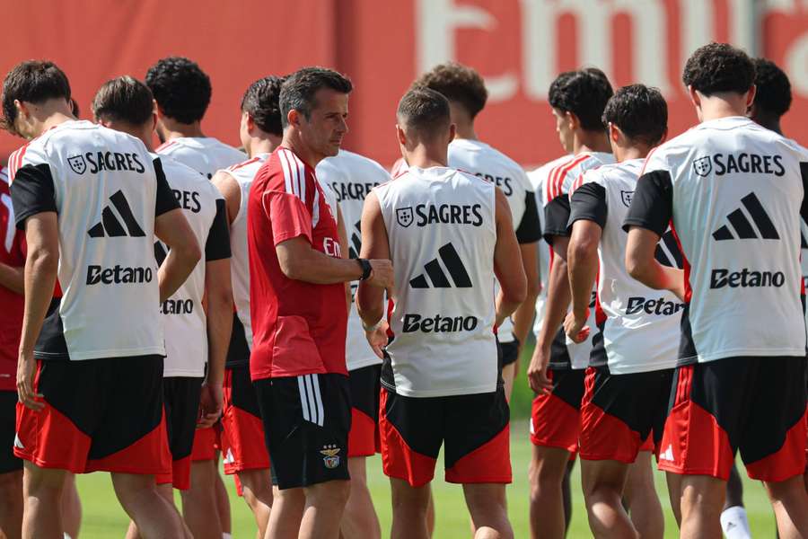 Marco Silva no treino do Benfica Marco Silva no treino do Benfica