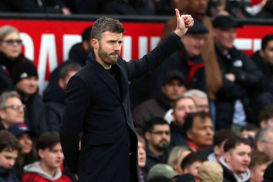 Carrick left satisfied after Man Utd win against Tottenham Carrick left satisfied after Man Utd win against Tottenham