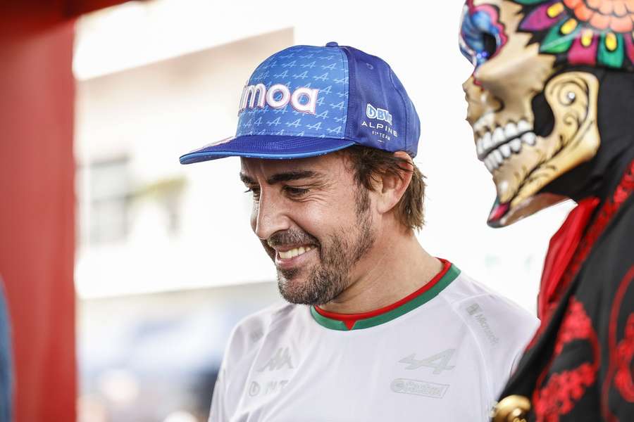 O bicampeão mundial chega ao GP do México mais feliz