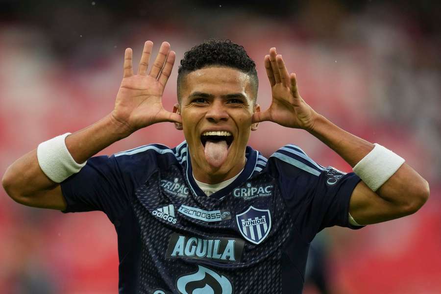 Enamorado é reforço do Grêmio Enamorado é reforço do Grêmio