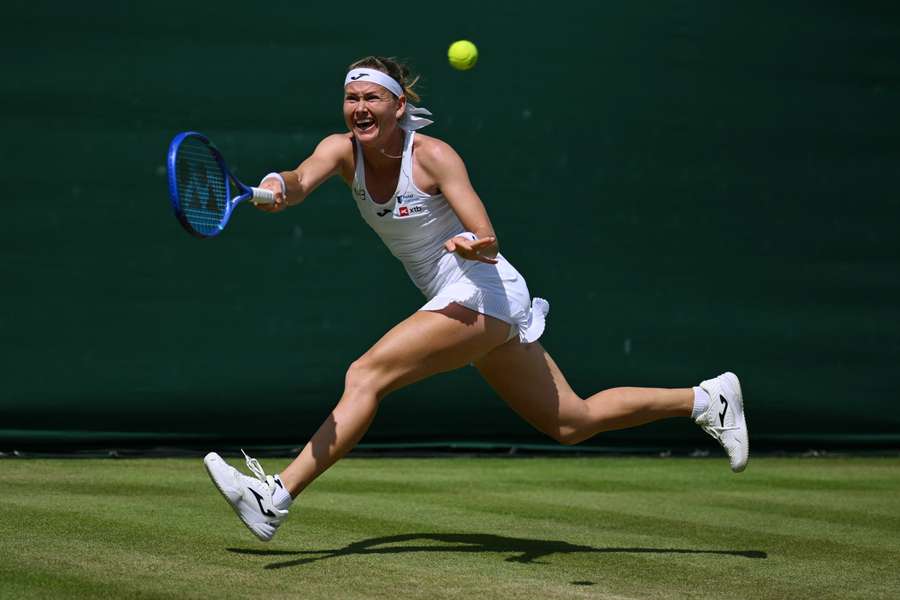 Marie Bouzková v boji o postup do dalšího kola Wimbledonu.