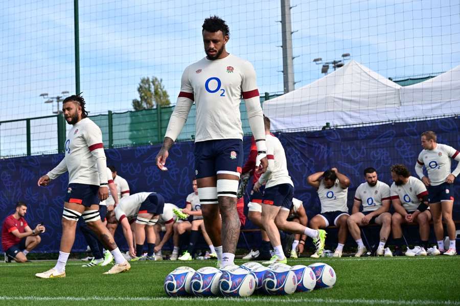 England's blindside flanker Courtney Lawes arrives for the captain's run training session on Tuesday
