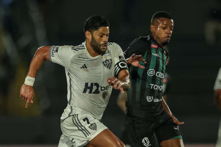 Atlético-MG e Maringá fizeram um jogo equilibrado no Paraná