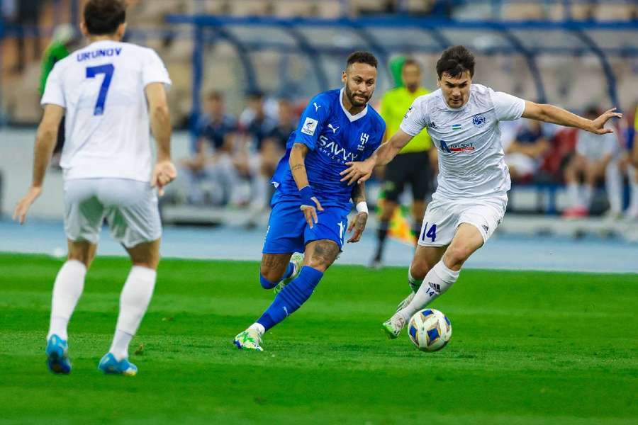 Neymar teve atuação apagada na estreia do Al-Hilal na Champions Asiática