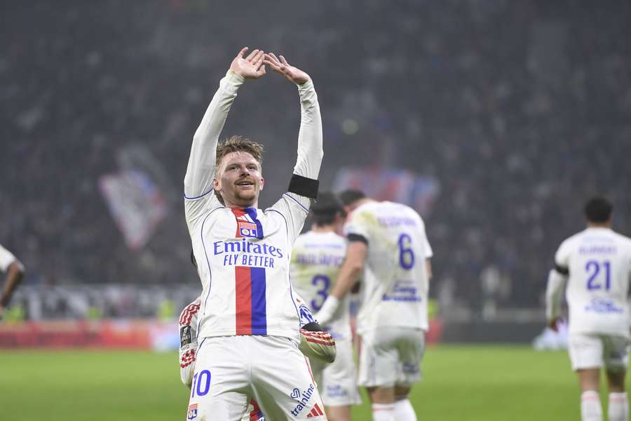 Po zápase na pivo? V Plzni možná, v Lyonu neexistuje! Šulc taky vysvětlil, proč je jako legenda