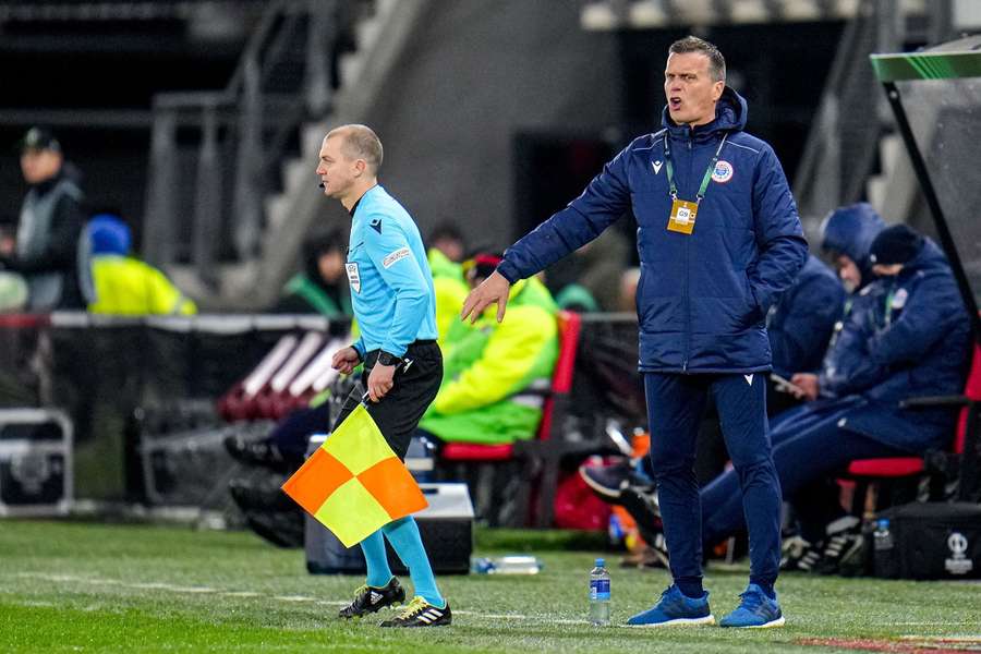 Ivankovic confia na qualidade da equipa