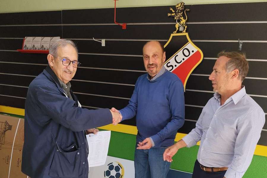 Manuel Cajuda segue na presidência do Olhanense