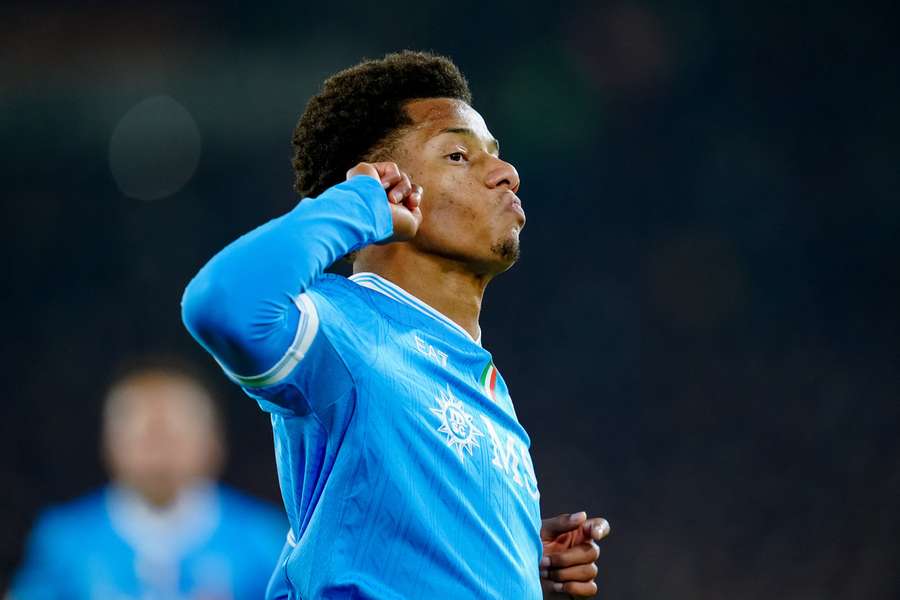 David Neres voltou a ser decisivo