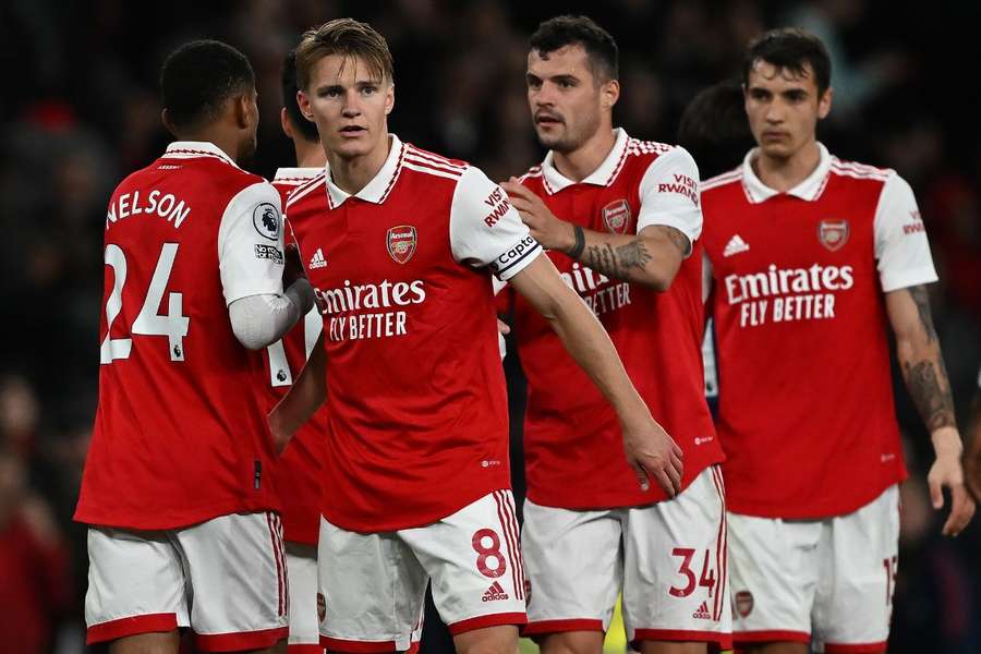 Arsenals har ikke opgivet i kampen om mesterskabet.