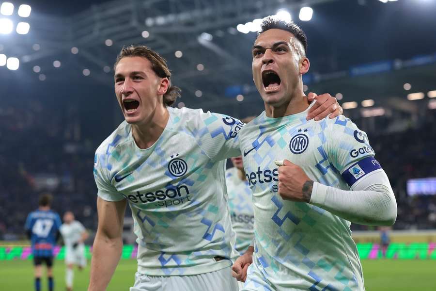 Pio Esposito și Lautaro Martinez, decisivi în victoria Interului de la Bergamo