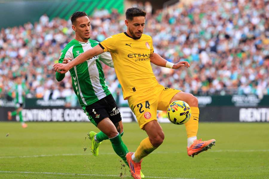 Betis y Girona se enfrentaron en La Cartuja