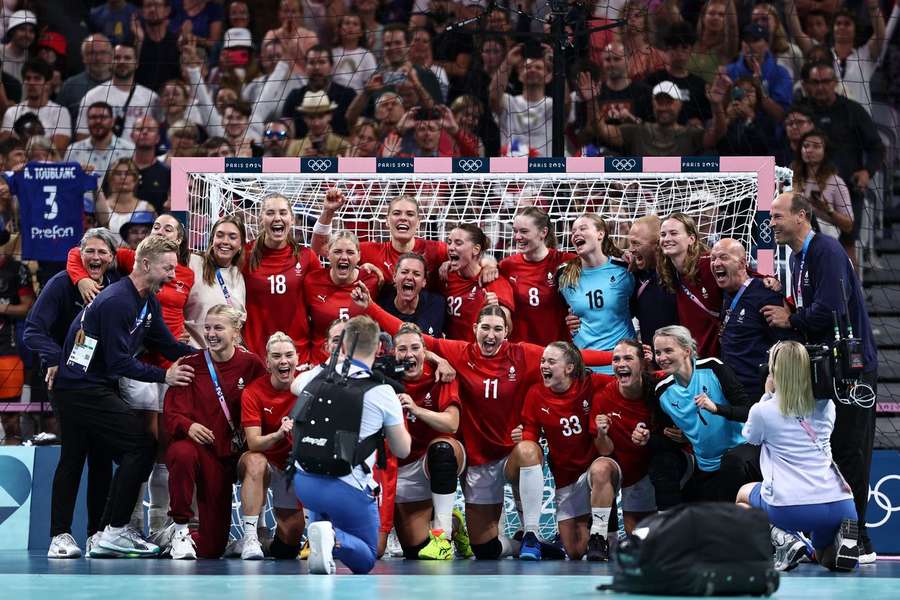 Dinamarca celebra conquista do bronze no andebol feminino