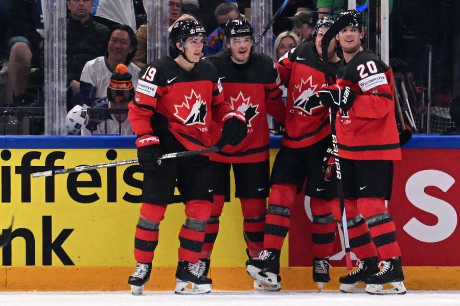 Canada slog Finland i en af de sene kvartfinaler
