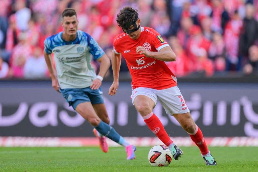 Fabio Gruber titular en el Mainz