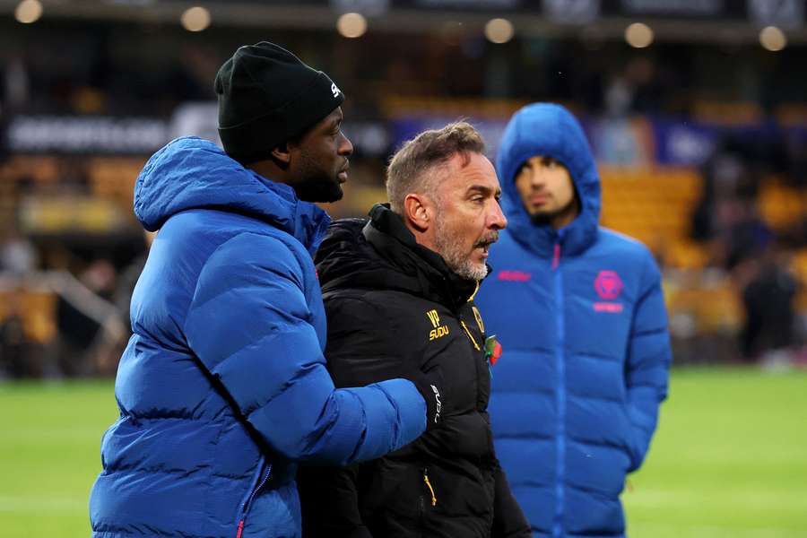 Vitor Pereira reacts after clashing with fans of Wolverhampton Wanderers  Vitor Pereira reacts after clashing with fans of Wolverhampton Wanderers