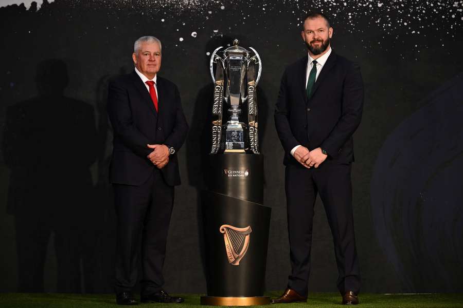 Gatland (L) alongside Ireland head coach Andy Farrell