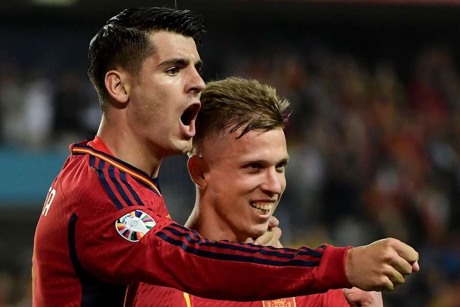 Álvaro Morata, à esquerda, está ao serviço da seleção espanhol no arranque da fase de apuramento para o Euro-2024