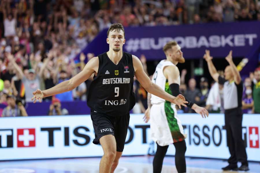 Němečtí basketbalisté stále nenašli na ME přemožitele, proti Litvě se dařilo Wagnerovi