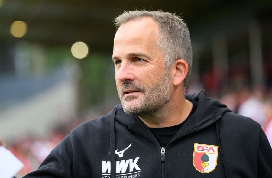 Baum ist Cheftrainer in Augsburg geblieben Baum ist Cheftrainer in Augsburg geblieben
