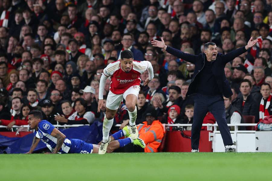 Sergio Conceicao podczas meczu z Arsenalem