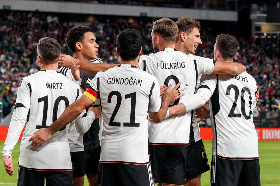 Das DFB-Team forderte in der Nacht nicht nur Mexiko, sondern auch den Bio-Rhythmus vieler Fans zum Duell heraus.