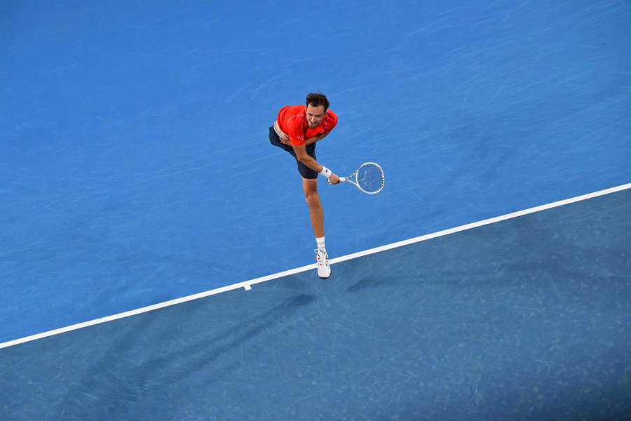 Medvedev à procura de chegar à terceira final consecutiva do Open australiano