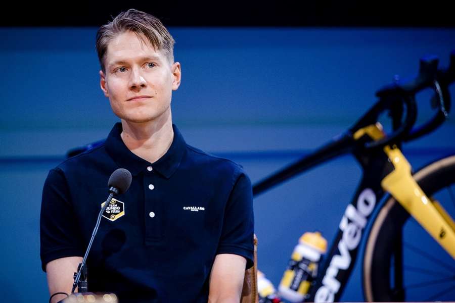 Wilco Kelderman moet kopman Jonas Vingegaard naar Parijs fietsen