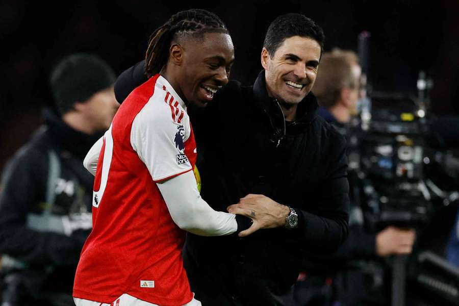 Mikel Arteta and Eberechi Eze after the match