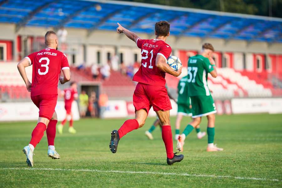 Sylvestr aktuálne suverénne kraľuje kanonierom MONACObet ligy.