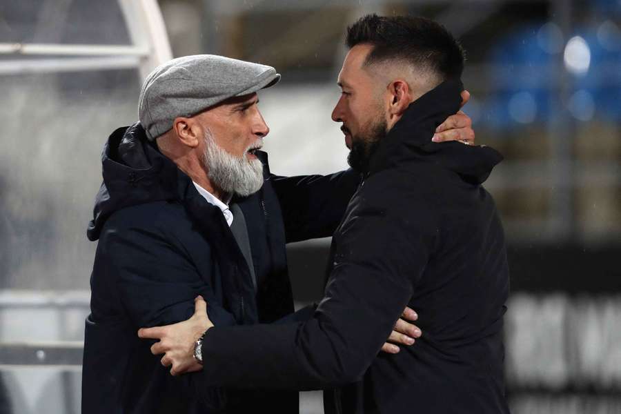 Álvaro Pacheco cumprimenta Farioli Álvaro Pacheco cumprimenta Farioli