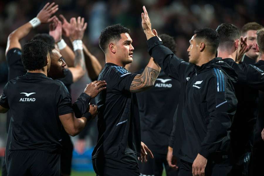 New Zealand got back on track after a commanding win against Argentina