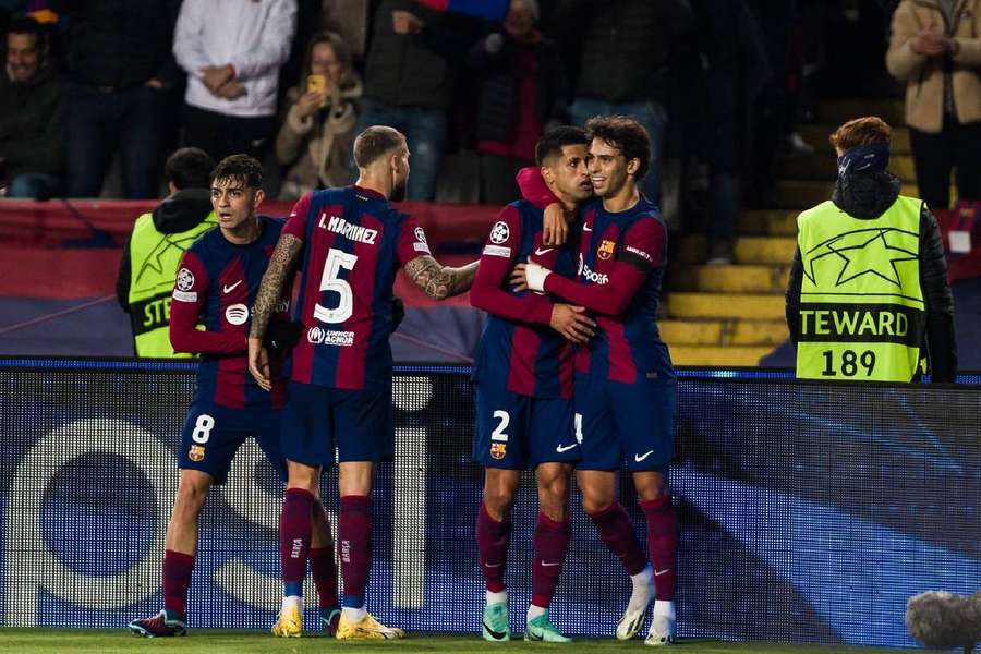 João Félix comemora gol que determinou a vitória do Barcelona