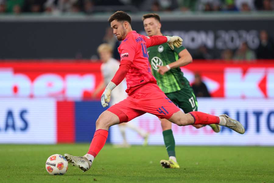 Seimen encheu a baliza do Paderborn