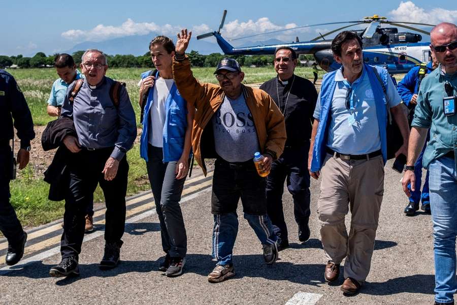 Il padre di Luis Diaz rimane in Colombia 