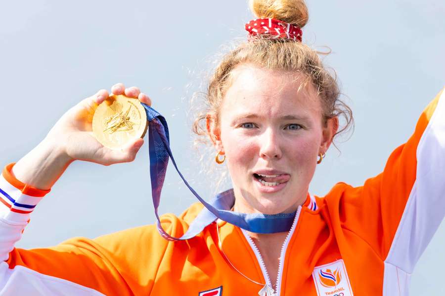 Florijn met haar olympische medaille