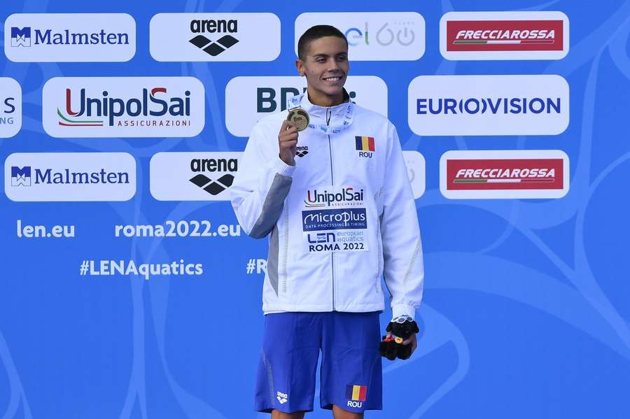 David Popovici a devenit dublu campion mondial și european în 2022