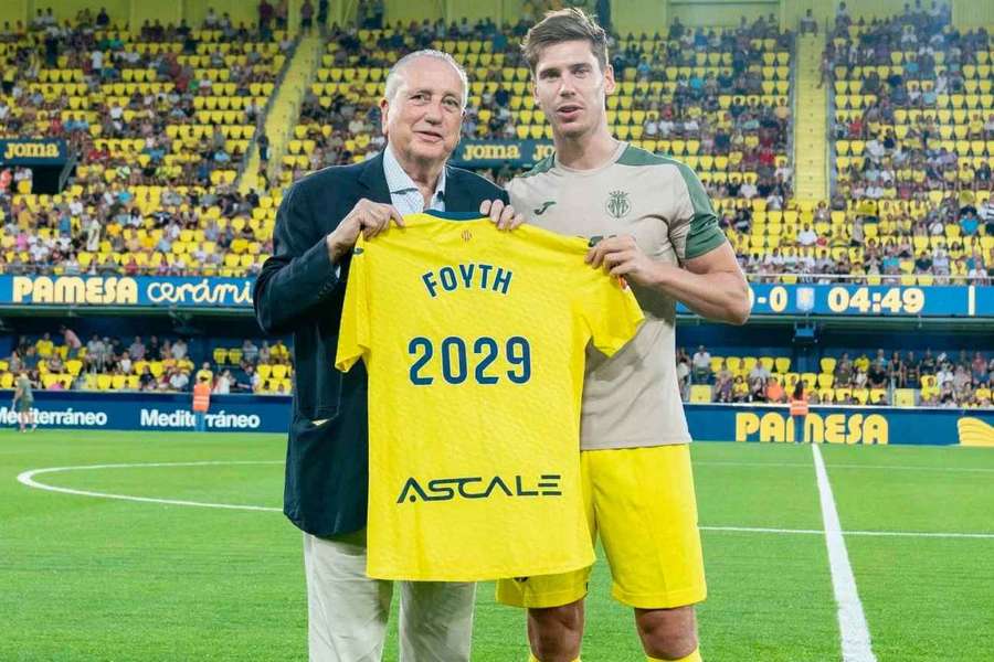 Juan Foyth anuncia su renovación con el Villarreal hasta 2029