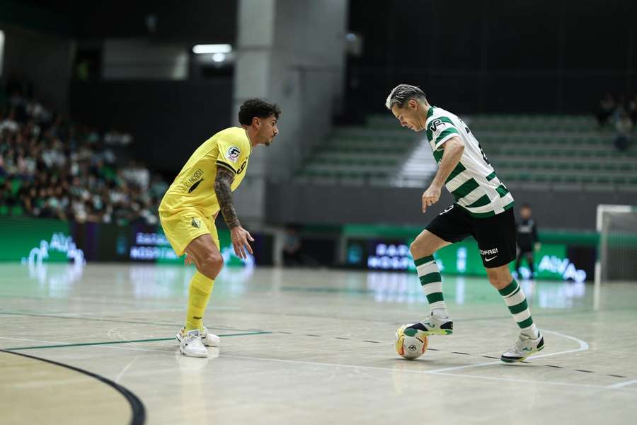 Sporting goleou o Quinta dos Lombos no Pavilhão João Rocha  Sporting goleou o Quinta dos Lombos no Pavilhão João Rocha