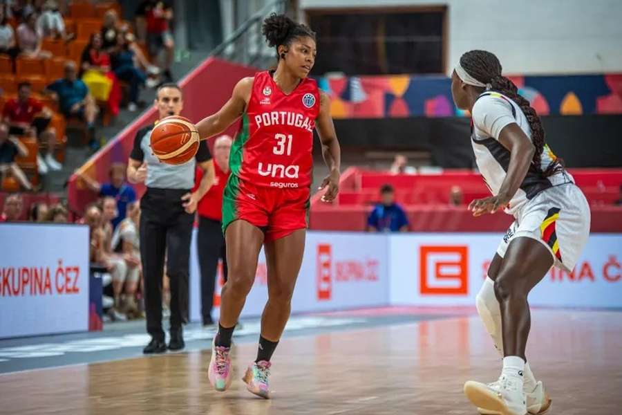 Portugal em ação no encontro de estreia