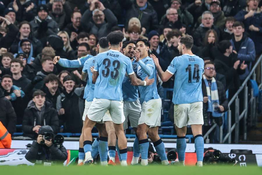 Manchester City jedzie na Wembley, o Puchar Ligi zagra z Arsenalem