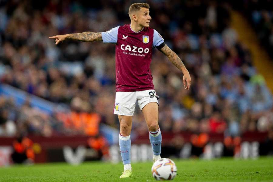 Victime d'une fracture de fatigue, L. Digne (Aston Villa) absent entre 2 et 3 semaines