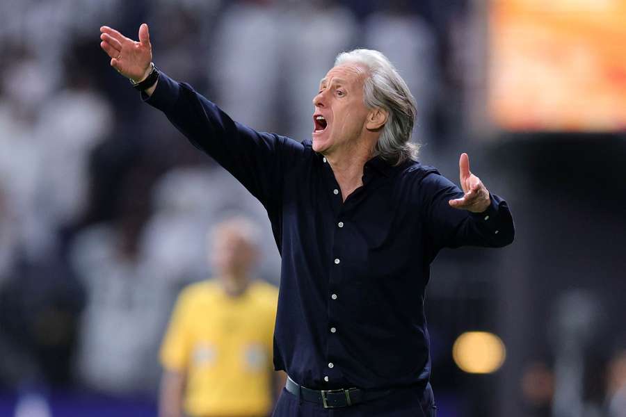 Jorge Jesus não resistiu à eliminação na semifinal da Champions Asiática
