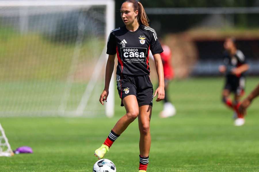Inês Meninas emprestada pelo Benfica