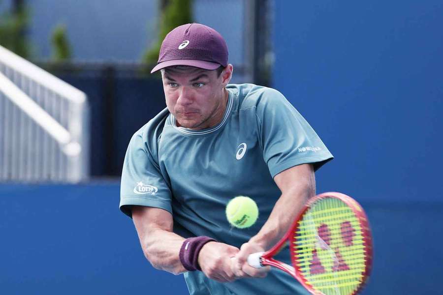Majchrzak nie dał Serbowi ani jednego seta. Świetny początek Polaka w US Open