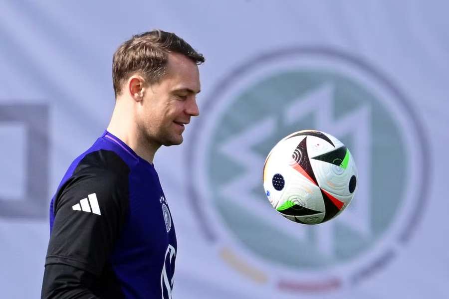 Neuer s'est blessé lors du rassemblement de l'équipe nationale.