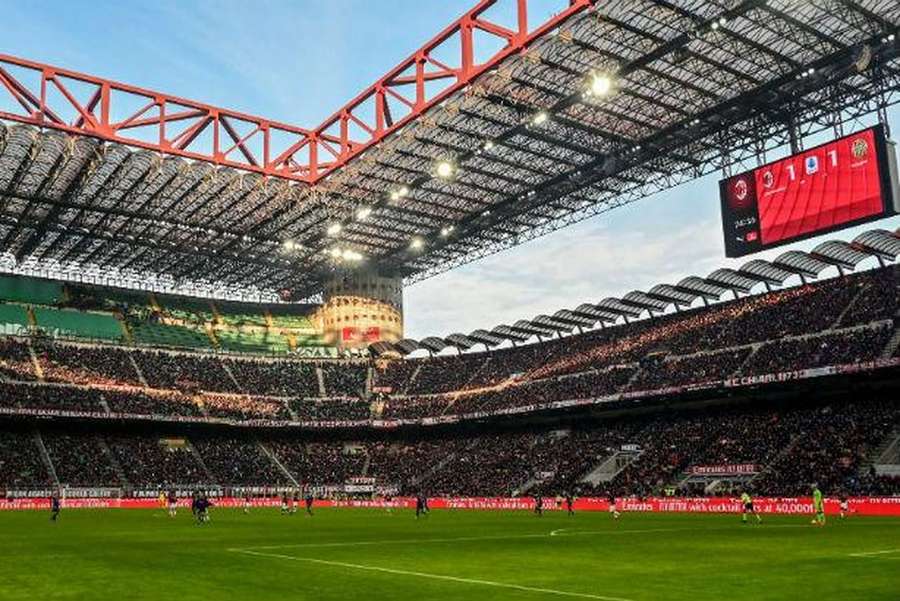 Estádio San Siro é dividido entre AC Milan e Inter desde 1947