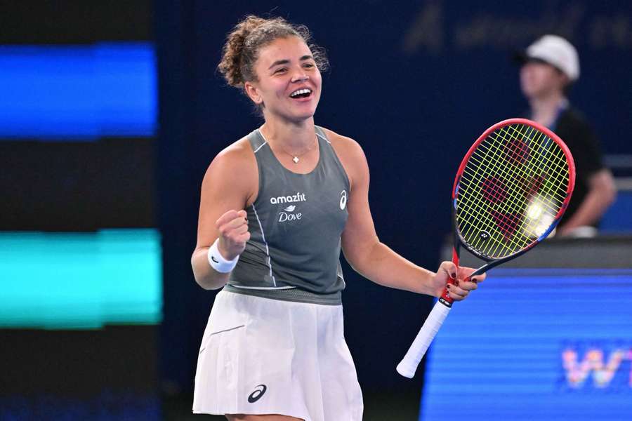 Jasmine Paolini durante i quarti di finale al Wuhan Open Jasmine Paolini durante i quarti di finale al Wuhan Open