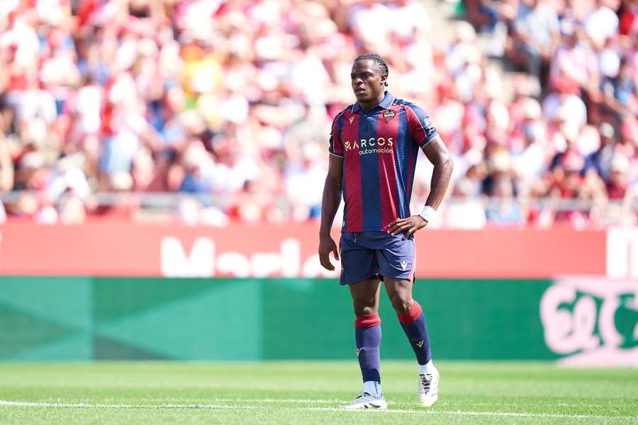 Etta Eyong, en un partido del Levante