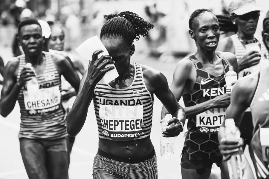 A maratonista Rebecca Cheptegei correu em Paris 2024