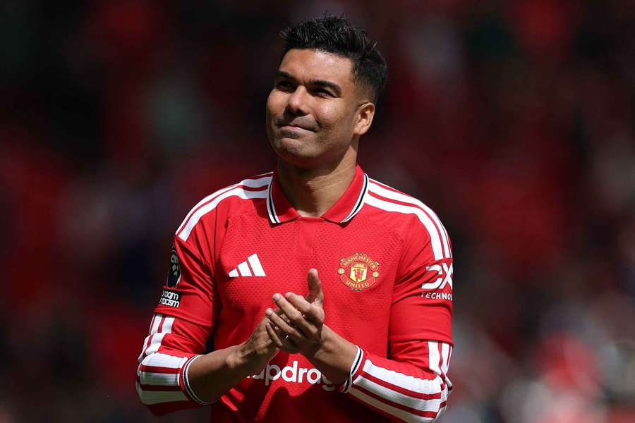 Casemiro se despide de Old Trafford con victoria contra el Forest (3-2)